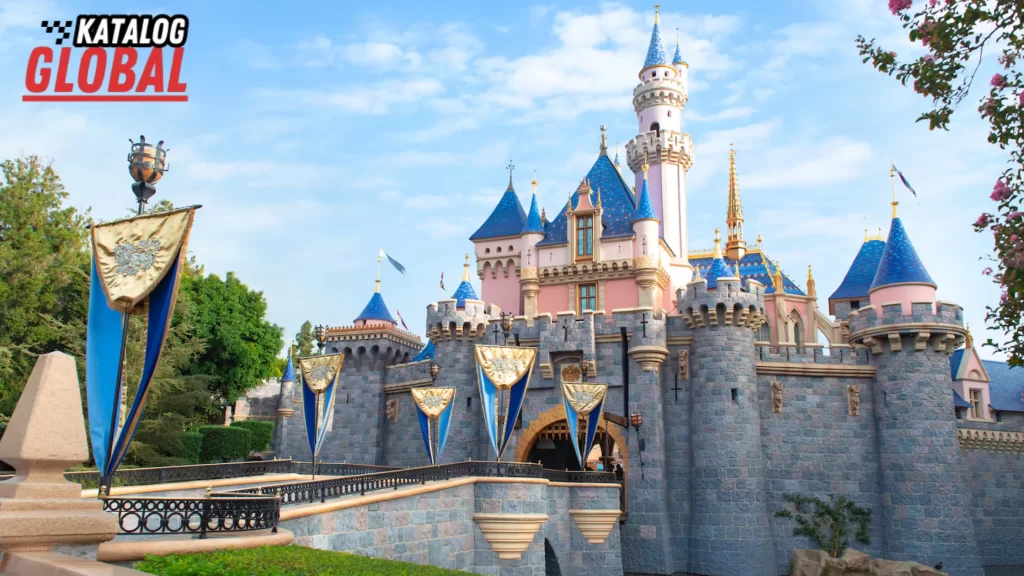 How Much Money Does Disneyland Make in a Day? A Closer Look