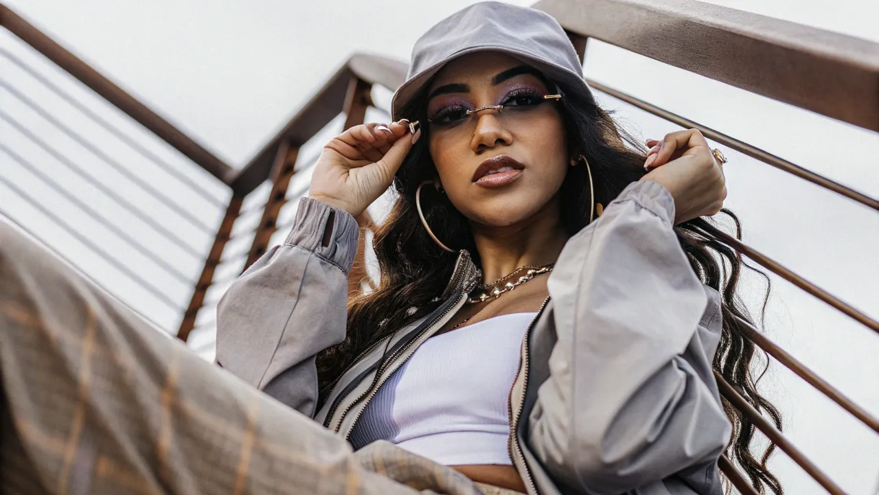 B Simone Net Worth