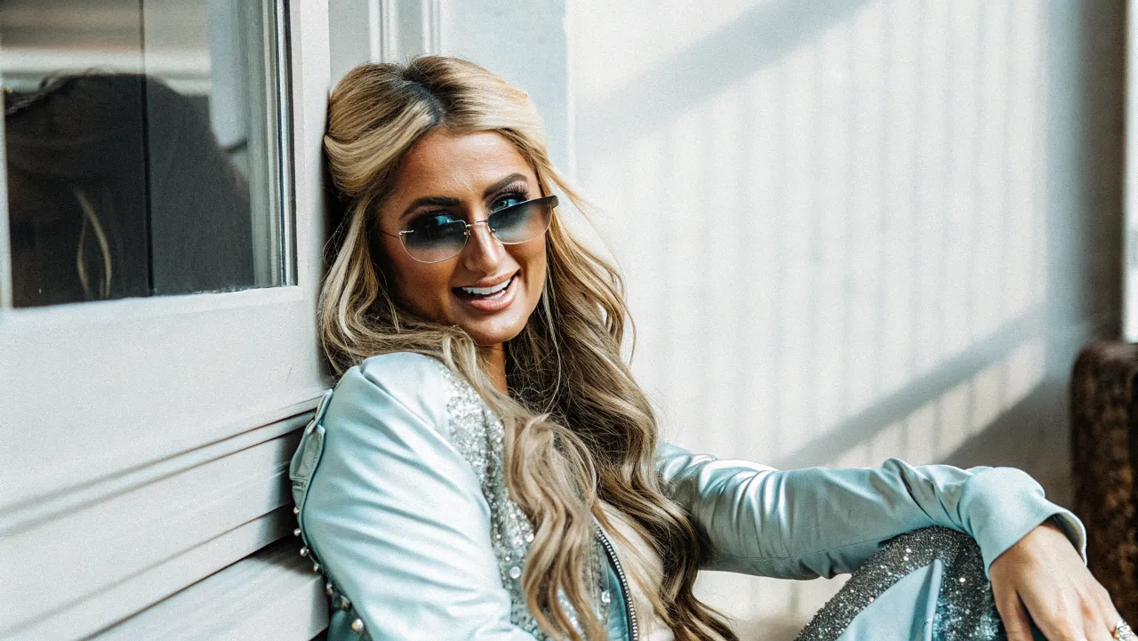 Paris Hilton's Black Hair